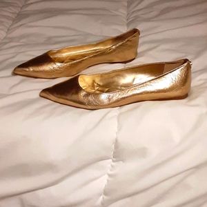 Michael Kors gold pointed toe flats